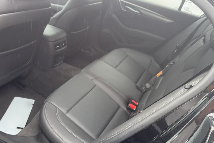 Used Cadillac CT5 2024 28T Luxury Pro Trim Interior 2
