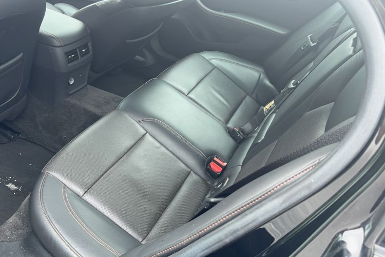 Used Cadillac CT5 2024 28T Platinum Edition Interior 2