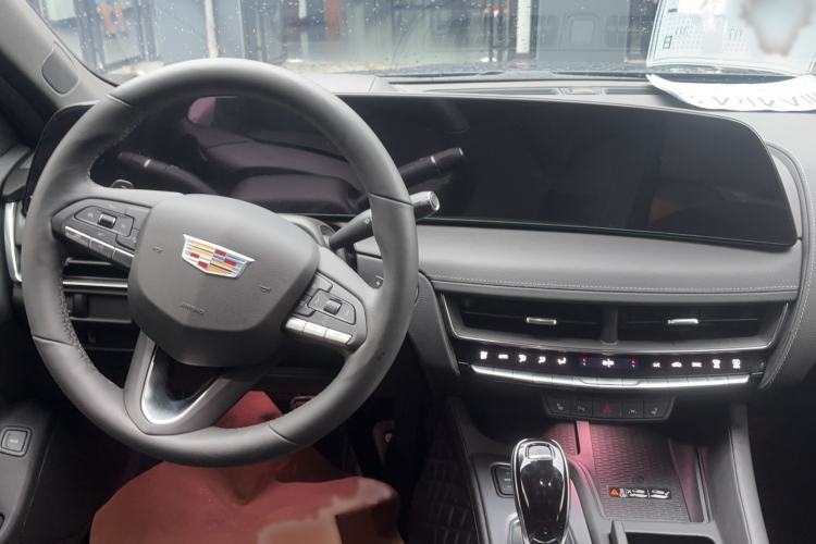 Used Cadillac CT5 2024 28T Luxury Pro Trim Interior 3