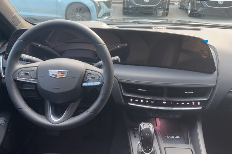 Used Cadillac CT5 2024 28T Luxury Pro Trim Interior 3