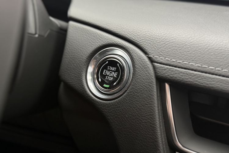 Used Cadillac CT5 2024 28T Luxury Pro Trim Interior 3