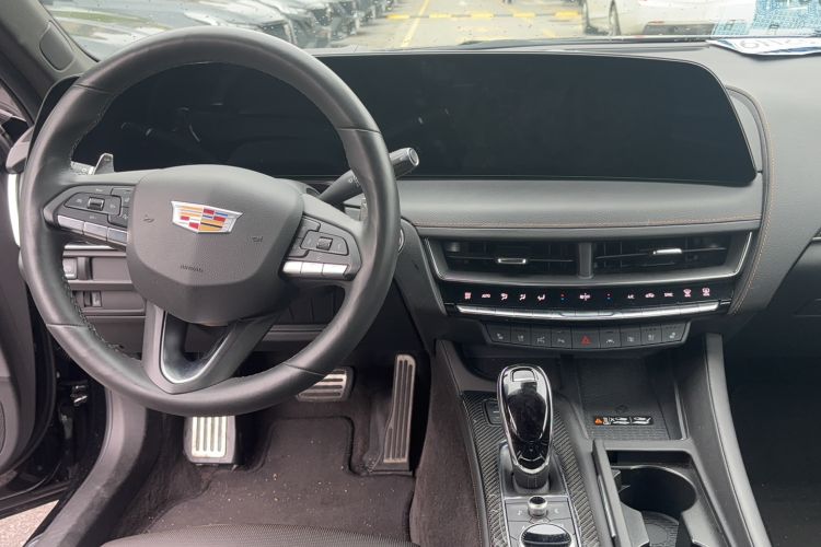 Used Cadillac CT5 2024 28T Platinum Edition Interior 3
