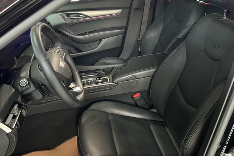 Used Cadillac CT5 2024 28T Luxury Pro Trim Interior 6