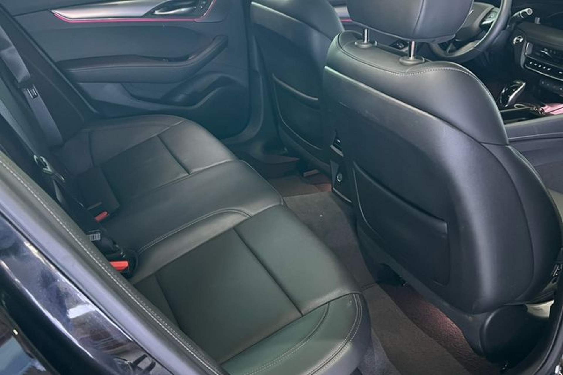 Used Cadillac CT5 2024 28T Luxury Pro Trim Interior 9