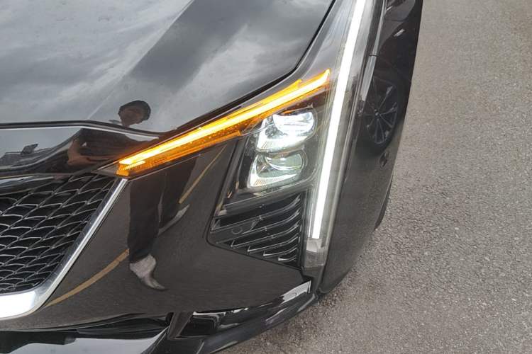 Used Cadillac CT5 2024 28T Prestige Edition Left Front Headlight