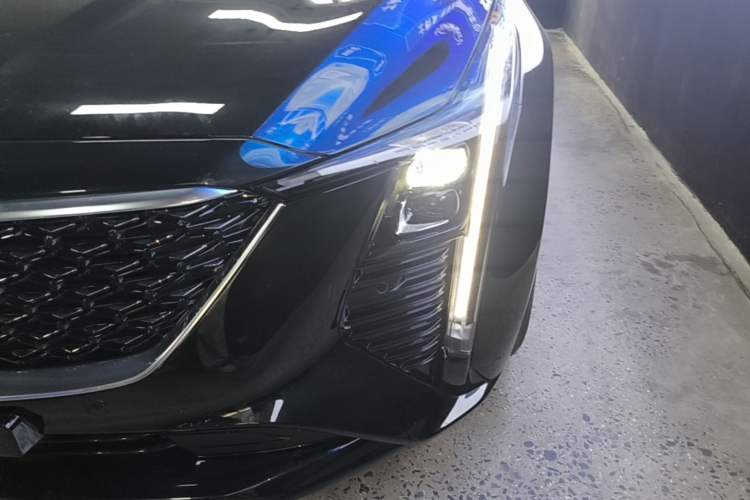 Used Cadillac CT5 2024 28T Luxury Pro Trim Left Front Headlight