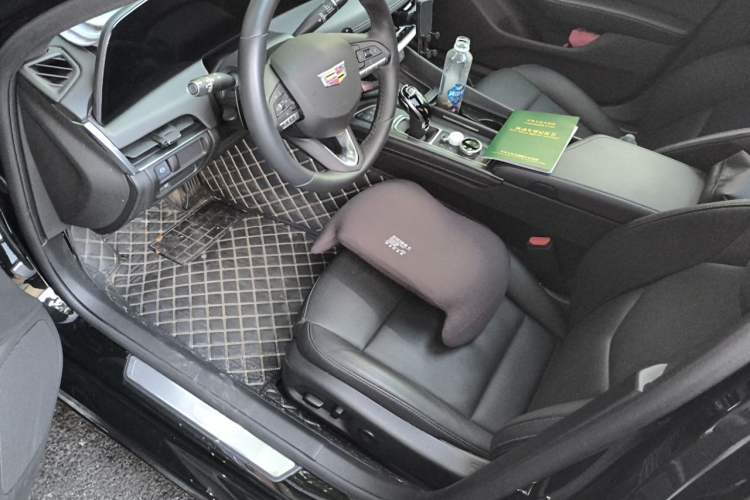 Used Cadillac CT5 2024 28T Luxury Pro Trim Left Front Seat