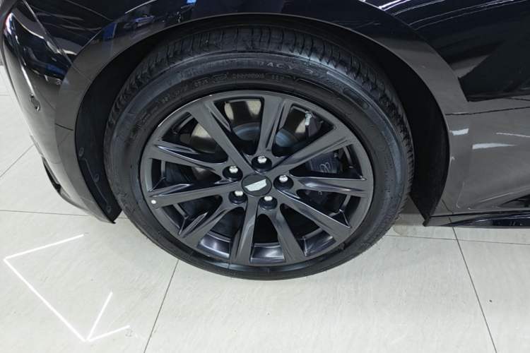 Used Cadillac CT5 2024 28T Prestige Edition Left Front Wheel Hub