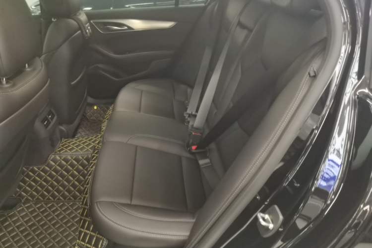 Used Cadillac CT5 2024 28T Luxury Version Left Rear Seat