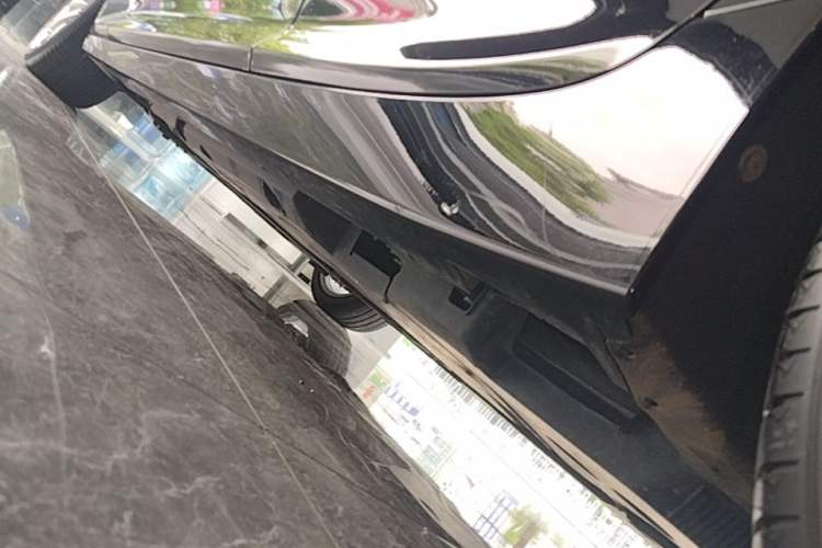 Used Cadillac CT5 2024 28T Luxury Pro Trim Left Side Sill