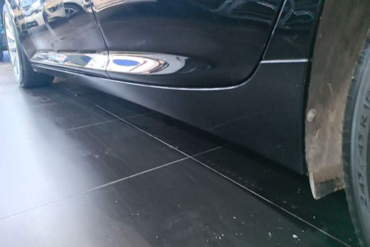 Used Cadillac CT5 2024 28T Luxury Pro Trim Left Side Sill