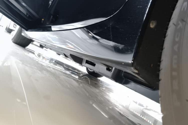 Used Cadillac CT5 2024 28T Luxury Pro Trim Left Side Sill