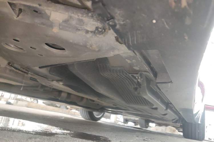 Used Cadillac CT5 2024 28T Luxury Pro Trim Left Side Sill