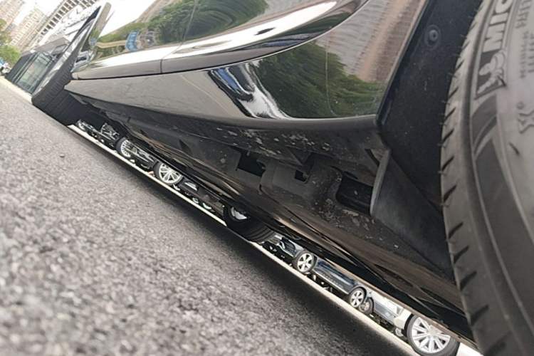 Used Cadillac CT5 2024 28T Luxury Pro Trim Left Side Sill