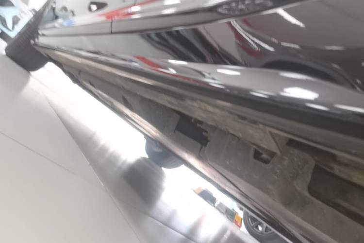 Used Cadillac CT5 2024 28T Prestige Edition Left Side Sill