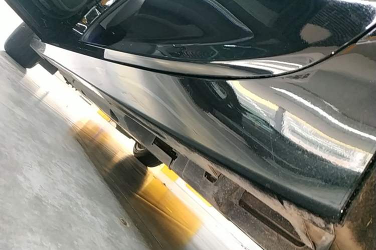 Used Cadillac CT5 2024 28T Luxury Pro Trim Left Side Sill