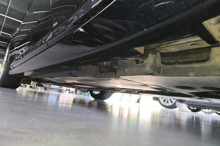 Used Cadillac CT5 2024 28T Luxury Pro Trim Left Side Sill