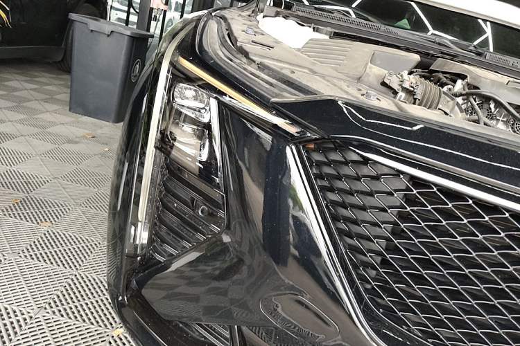 Used Cadillac CT5 2024 28T Luxury Pro Trim Right Front Headlight