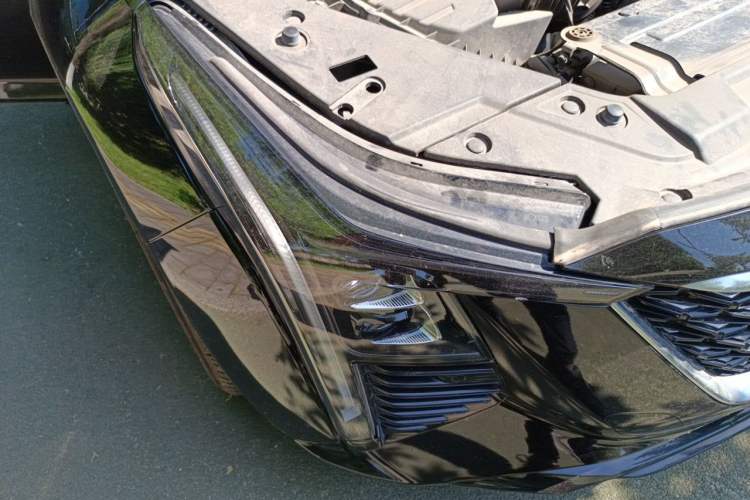 Used Cadillac CT5 2024 28T Luxury Pro Trim Right Front Headlight