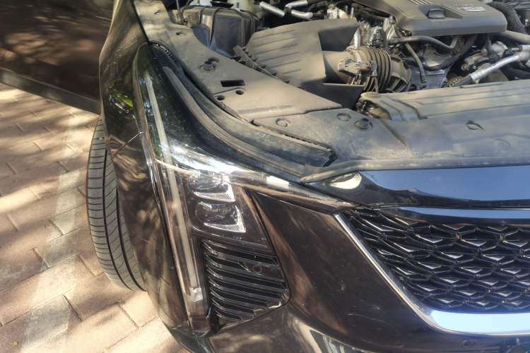 Used Cadillac CT5 2024 28T Luxury Pro Trim Right Front Headlight