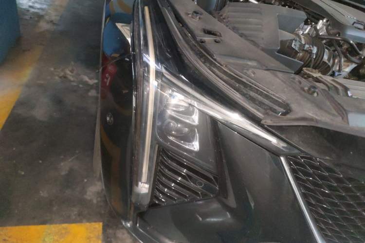 Used Cadillac CT5 2024 28T Prestige Edition Right Front Headlight