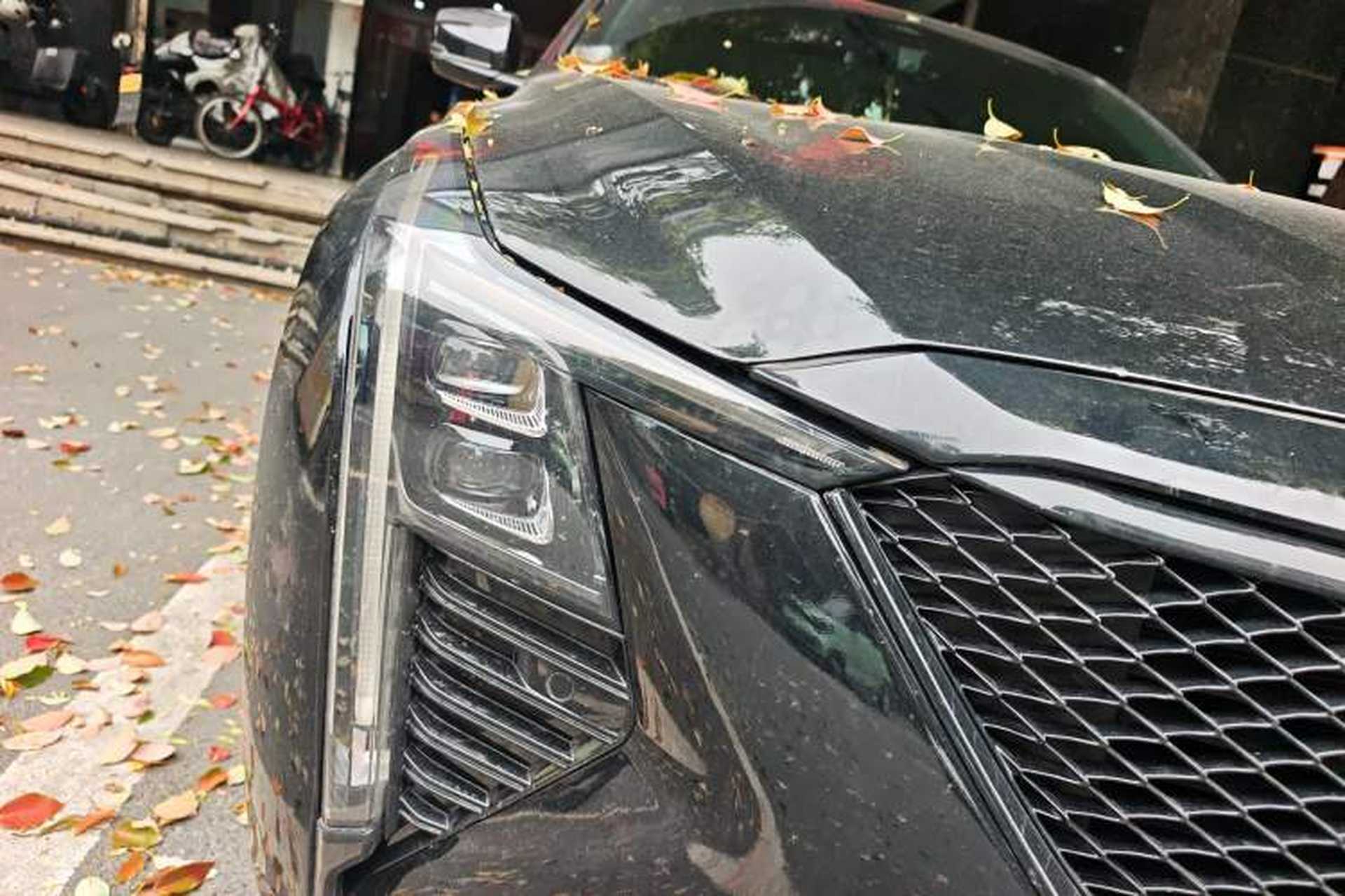 Used Cadillac CT5 2024 28T Luxury Pro Trim Right Front Headlight