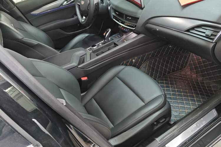 Used Cadillac CT5 2024 28T Luxury Pro Trim Right Front Seat
