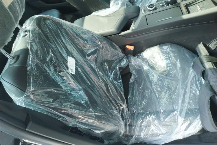 Used Cadillac CT5 2024 28T Luxury Pro Trim Right Front Seat