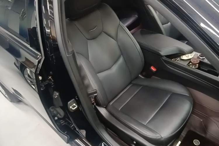 Used Cadillac CT5 2024 28T Luxury Pro Trim Right Front Seat