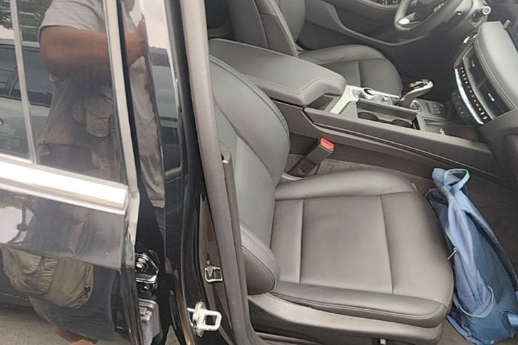 Used Cadillac CT5 2024 28T Luxury Pro Trim Right Front Seat