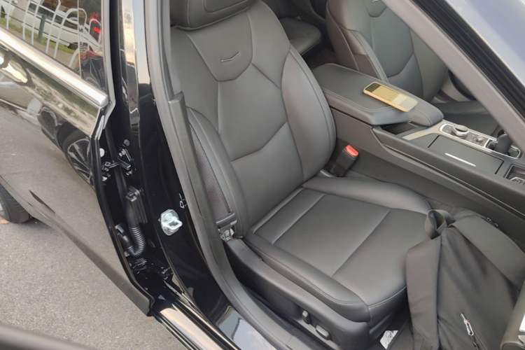 Used Cadillac CT5 2024 28T Luxury Pro Trim Right Front Seat