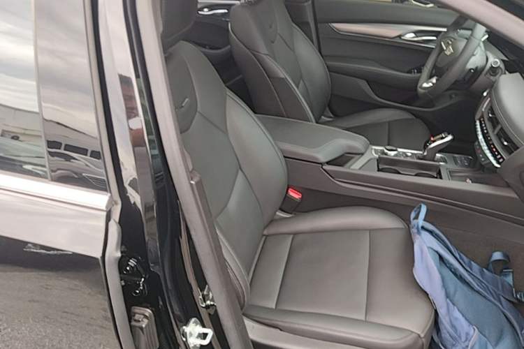 Used Cadillac CT5 2024 28T Luxury Pro Trim Right Front Seat