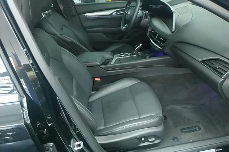 Used Cadillac CT5 2024 28T Luxury Pro Trim Right Front Seat