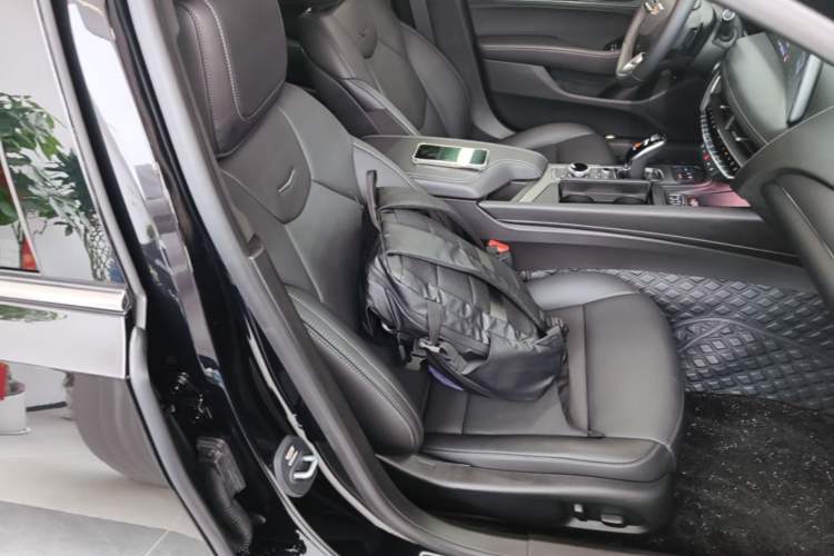 Used Cadillac CT5 2024 28T Luxury Pro Trim Right Front Seat