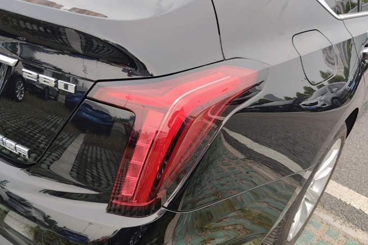 Used Cadillac CT5 2024 28T Luxury Pro Trim Right Rear Taillight