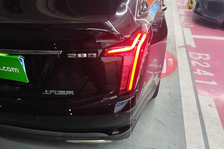 Used Cadillac CT5 2024 28T Luxury Pro Trim Right Rear Taillight