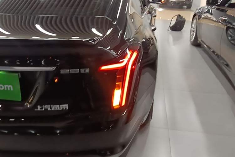 Used Cadillac CT5 2024 28T Luxury Pro Trim Right Rear Taillight