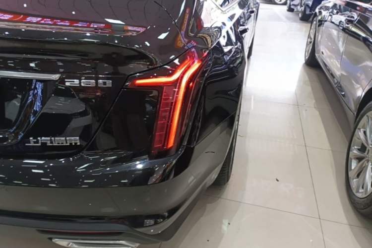 Used Cadillac CT5 2024 28T Luxury Pro Trim Right Rear Taillight