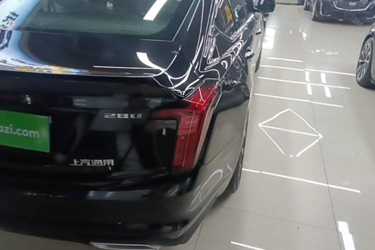 Used Cadillac CT5 2024 28T Luxury Pro Trim Right Rear Taillight
