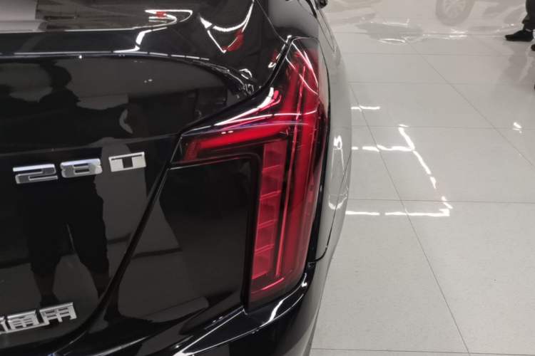 Used Cadillac CT5 2024 28T Luxury Version Right Rear Taillight