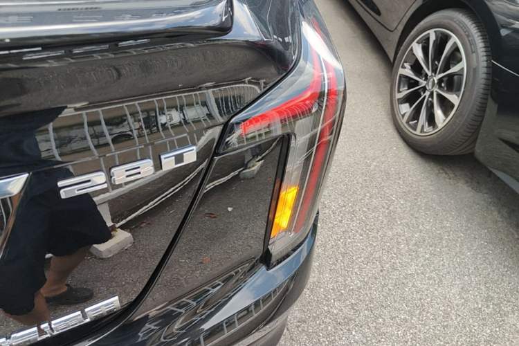 Used Cadillac CT5 2024 28T Prestige Edition Right Rear Taillight