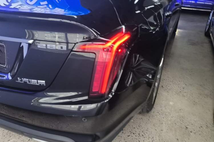Used Cadillac CT5 2024 28T Luxury Pro Trim Right Rear Taillight