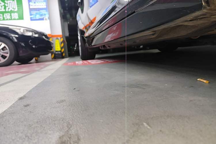 Used Cadillac CT5 2024 28T Luxury Pro Trim Right Side Sill