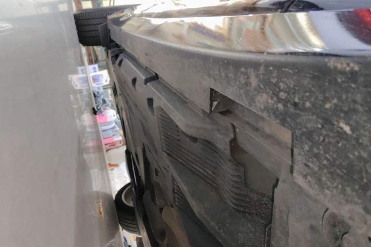 Used Cadillac CT5 2024 28T Luxury Pro Trim Right Side Sill