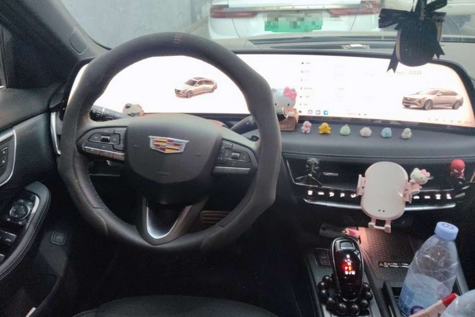 Used Cadillac CT5 2024 28T Luxury Pro Trim Steering Wheel