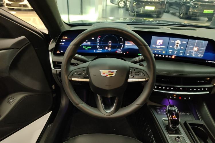 Used Cadillac CT5 2024 28T Luxury Pro Trim Steering Wheel