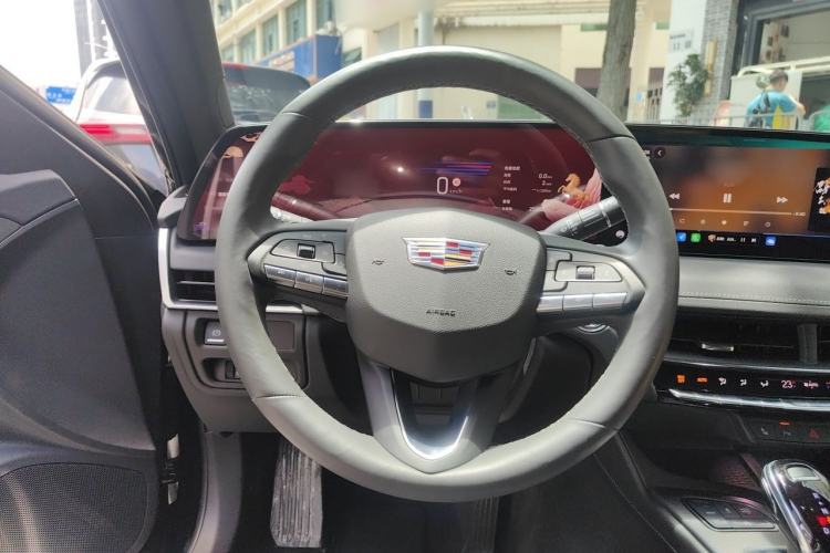 Used Cadillac CT5 2024 28T Luxury Pro Trim Steering Wheel