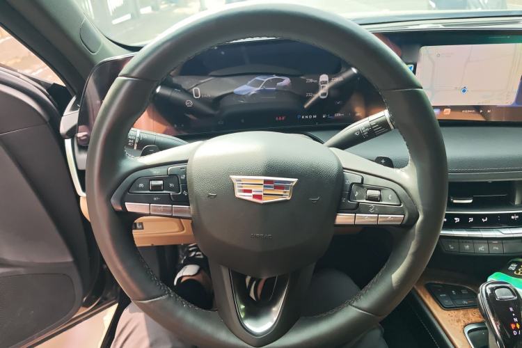 Used Cadillac CT5 2024 28T Prestige Edition Steering Wheel