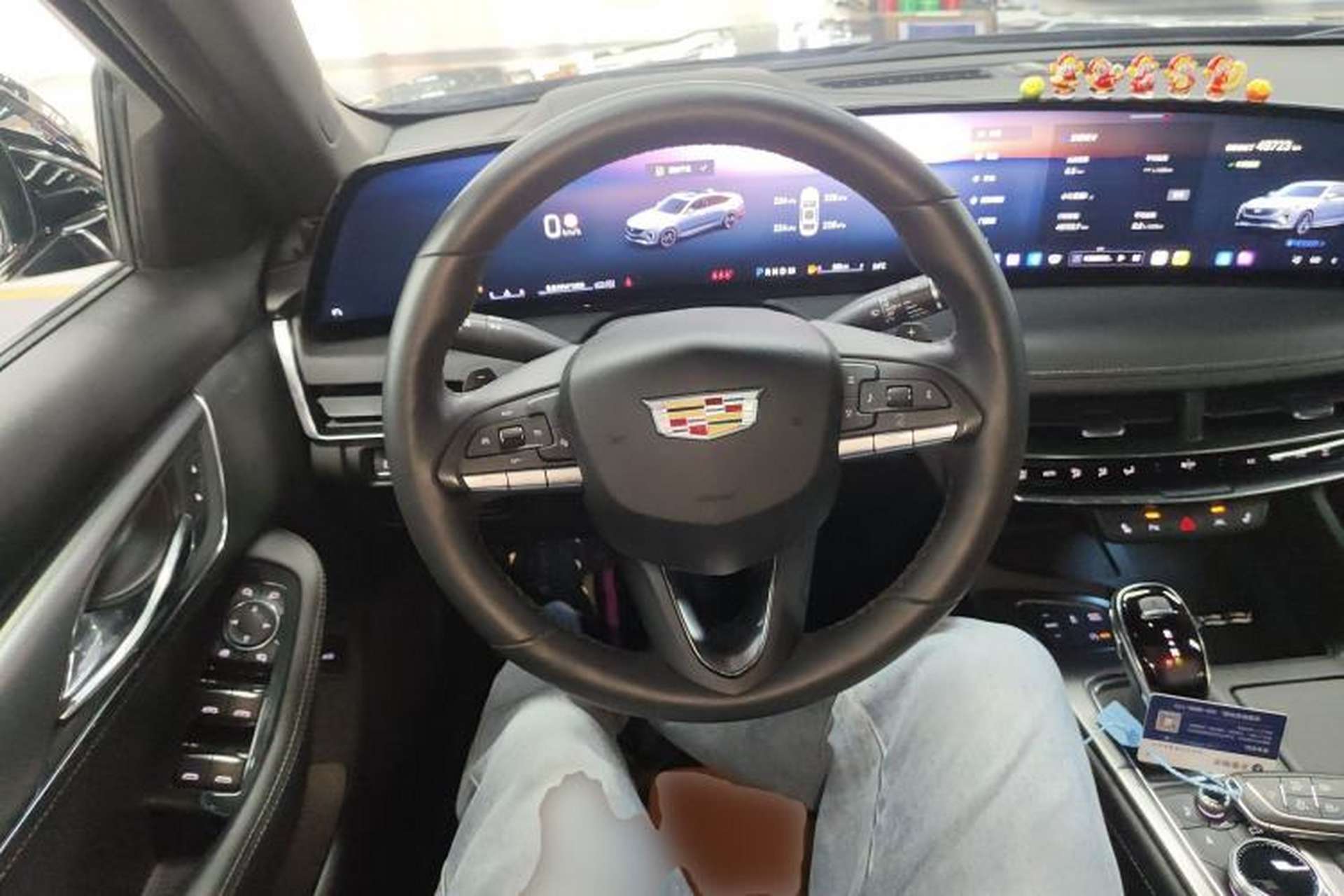 Used Cadillac CT5 2024 28T Luxury Pro Trim Steering Wheel