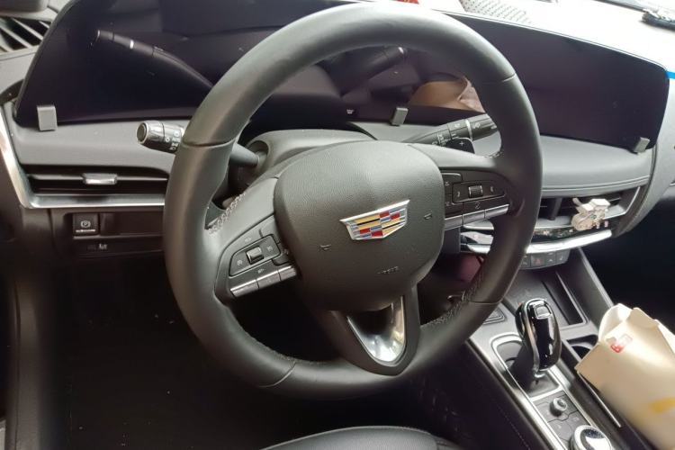 Used Cadillac CT5 2024 28T Luxury Pro Trim Steering Wheel